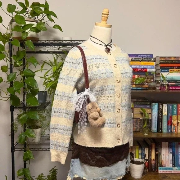 Cream‎ & Blue Cardigan Sweater Womens Small Button Up Patterned Cottage - Picture 4 of 7